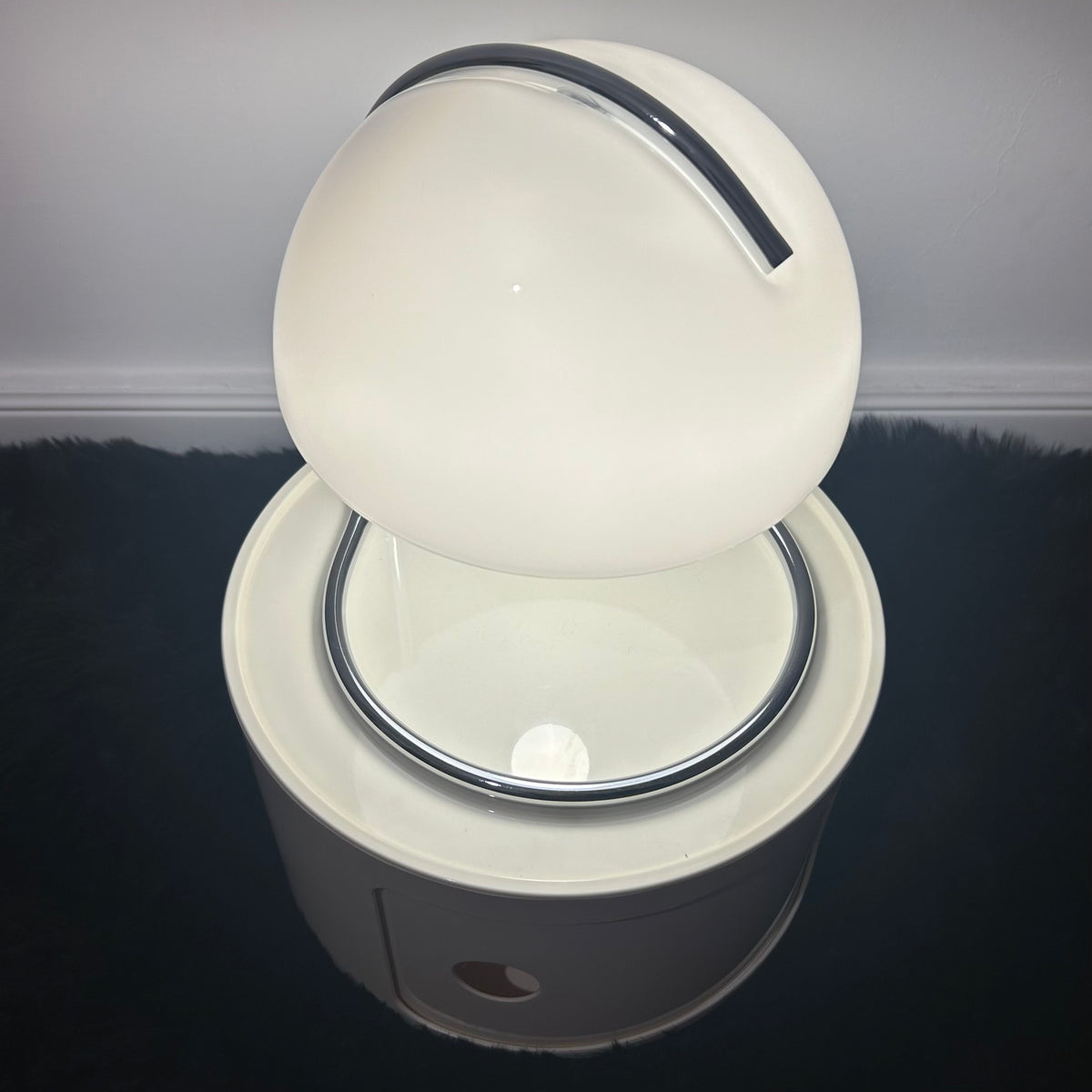 SNAIL Table Lamp