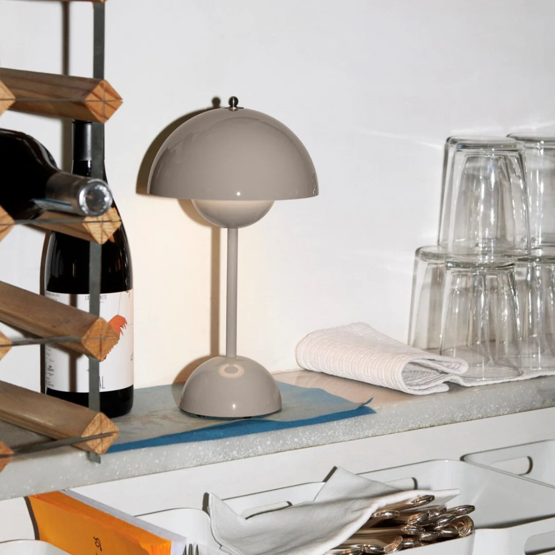 APOLLO Portable Lamp