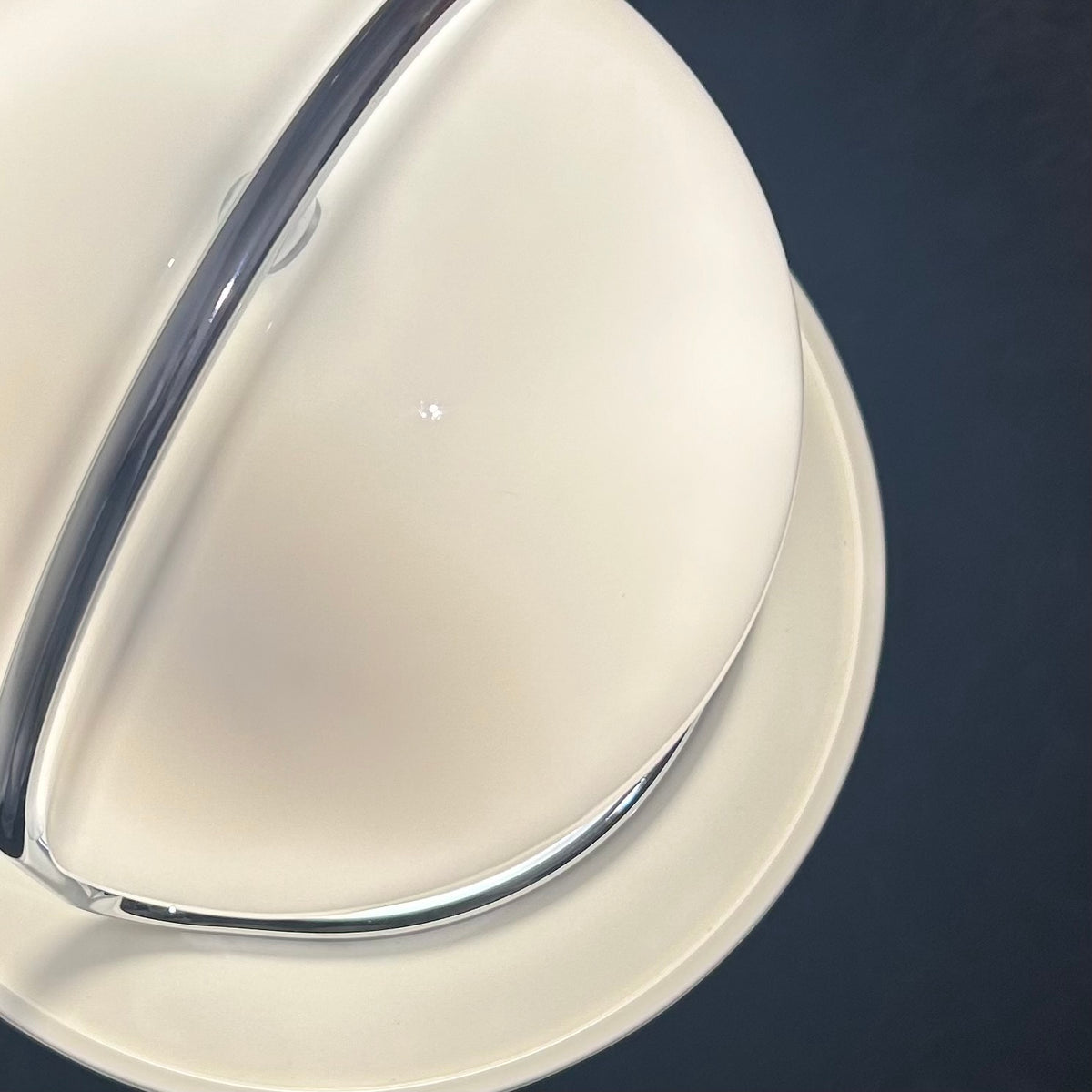 SNAIL Table Lamp