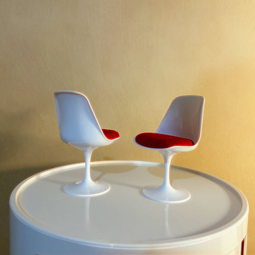 TULIP Miniature Chair