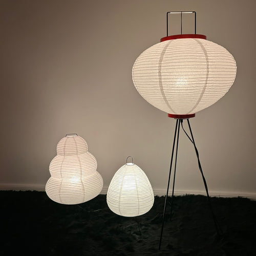 MITSU Paper Lamp (Store Mockup)